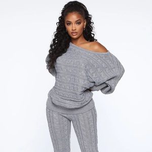 Fashion Nova oversized lounge sweater or can be worn as a sweater dress